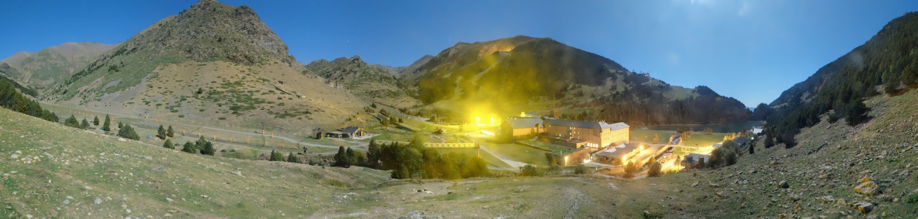 FGC Mirador de la Canal snow cam captured at 25 September 2026 at 11:51 pm GMT+2