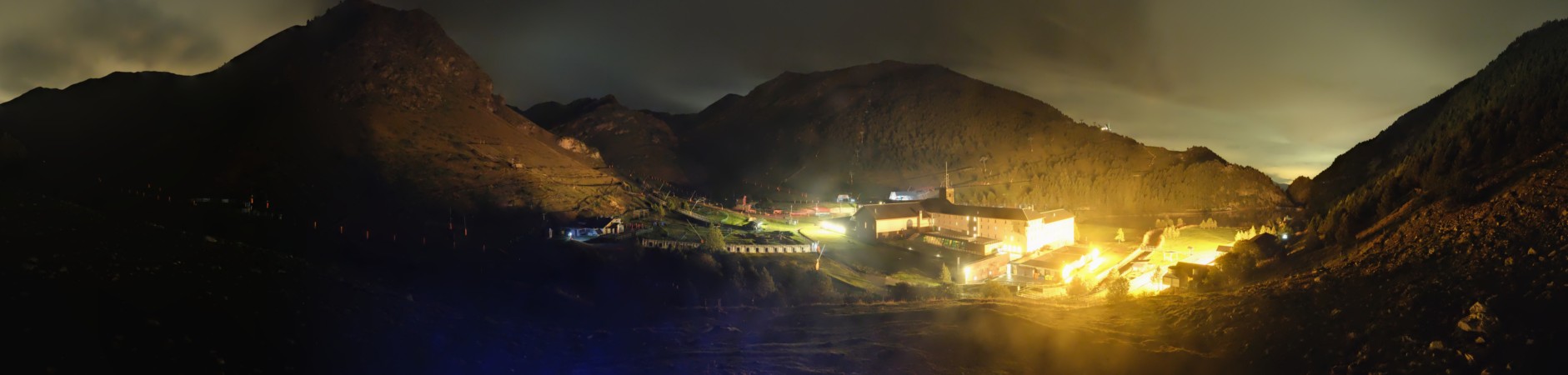 FGC Mirador de la Canal snow cam captured at 3 October 2026 at 11:47 pm GMT+2