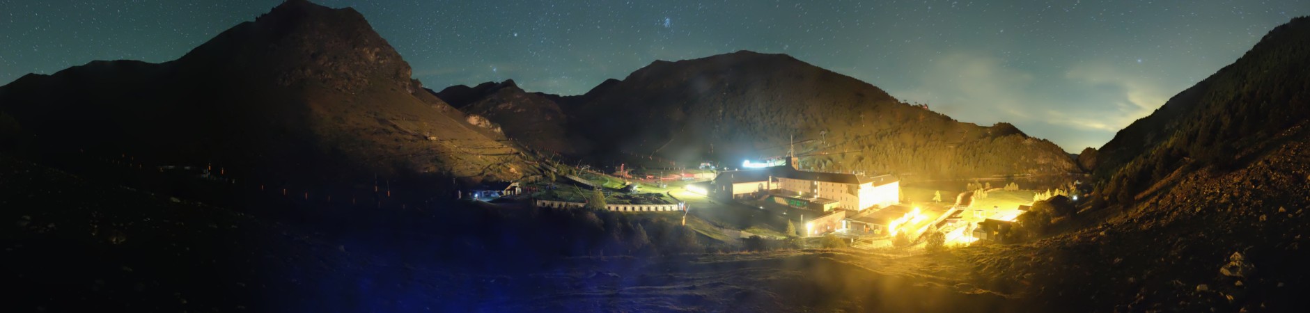 FGC Mirador de la Canal snow cam captured at 4 October 2026 at 11:44 pm GMT+2