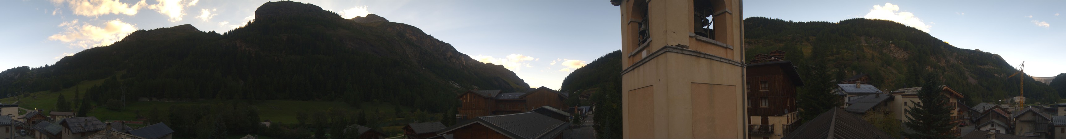 Tignes Brévières snow cam captured at 15 September 2026 at 6:43 pm GMT+2