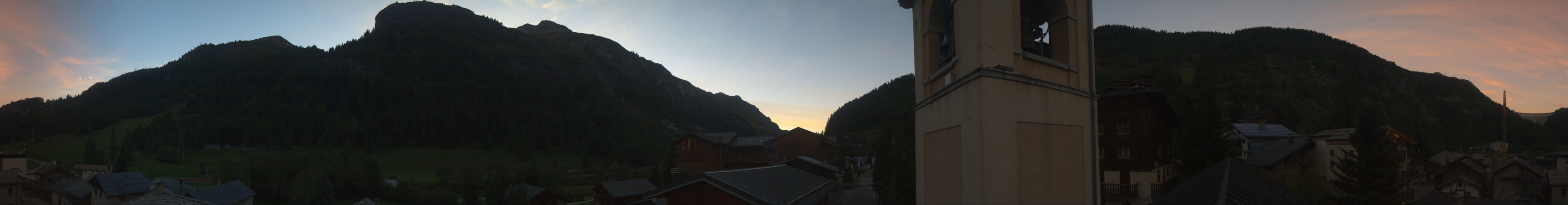 Tignes Brévières snow cam captured at 19 September 2026 at 7:48 pm GMT+2