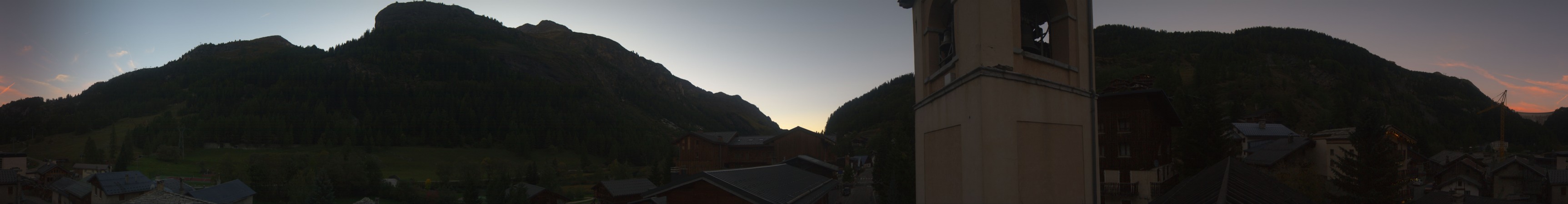Tignes Brévières snow cam captured at 26 September 2026 at 7:36 pm GMT+2