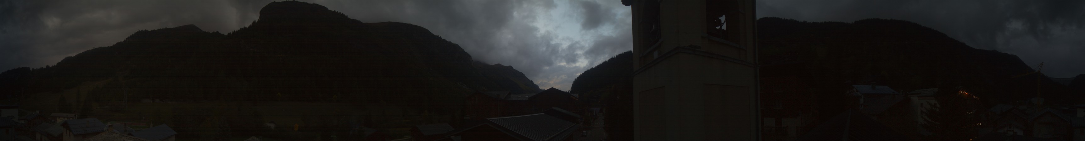 Tignes Brévières snow cam captured at 2 October 2026 at 7:20 pm GMT+2
