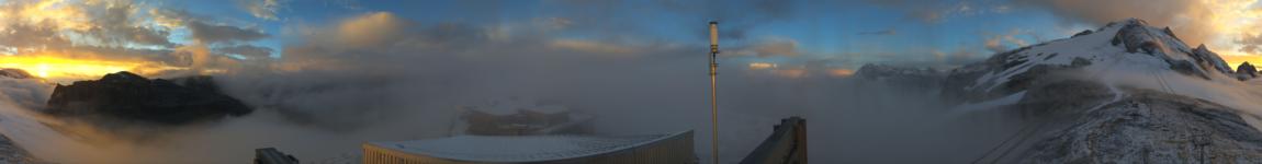 Tignes Grande Motte snow cam captured at 10 September 2026 at 8:12 pm GMT+2