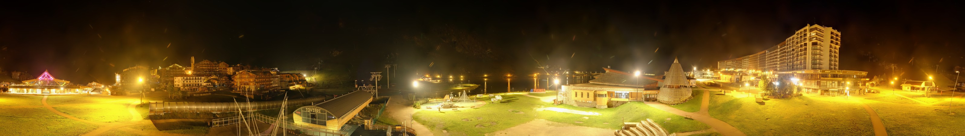 Tignes Lac snow cam captured at 3 October 2026 at 11:52 pm GMT+2