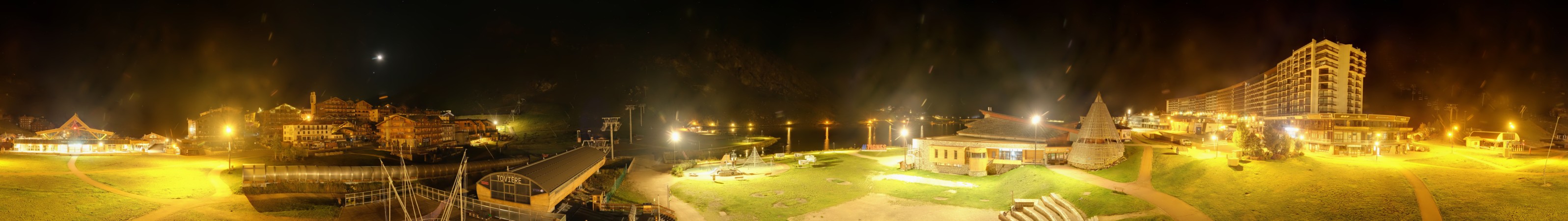 Tignes Lac snow cam captured at 6 October 2026 at 4:27 am GMT+2