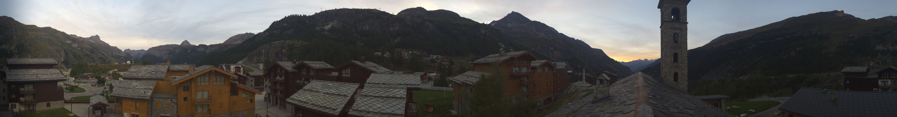 Tignes Les Boisses - 1800 snow cam captured at 21 September 2026 at 7:39 pm GMT+2