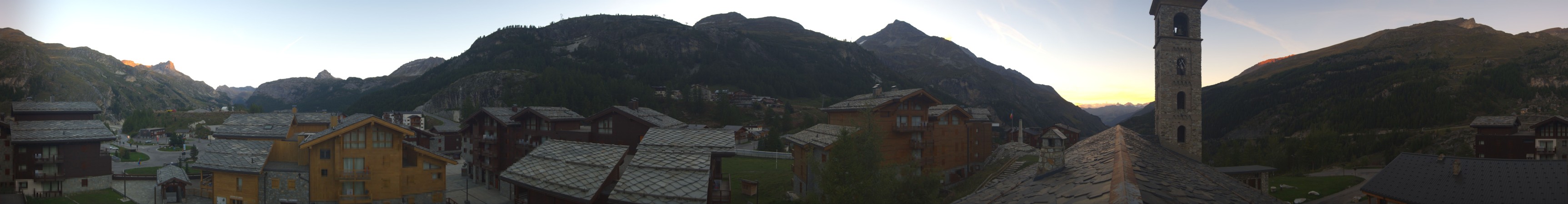 Tignes Les Boisses - 1800 snow cam captured at 23 September 2026 at 7:40 pm GMT+2