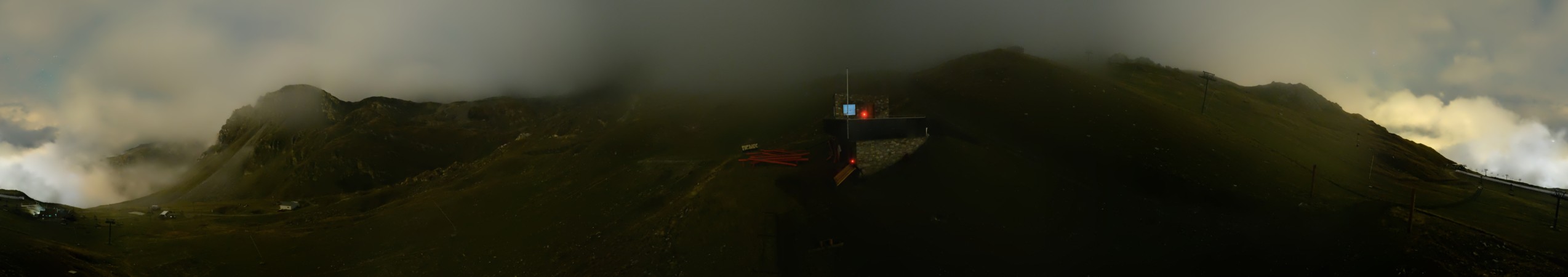 Tignes Snowpark snow cam captured at 16 September 2026 at 11:52 pm GMT+2