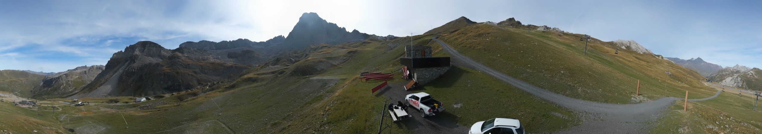 Tignes Snowpark snow cam captured at 17 September 2026 at 4:34 pm GMT+2