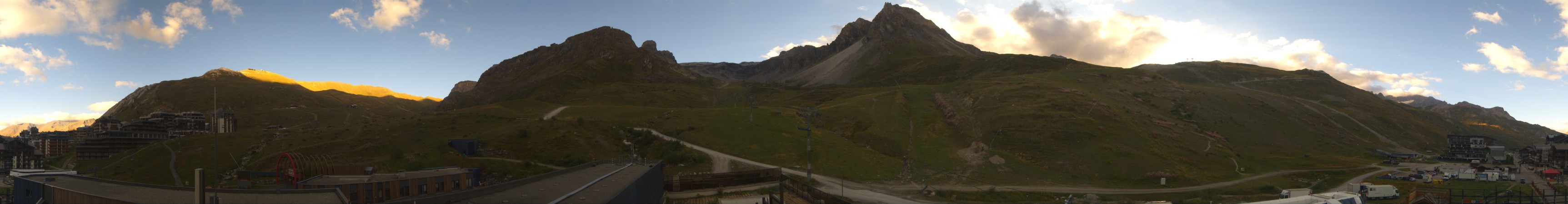 Tignes Val Claret snow cam captured at 15 September 2026 at 6:43 pm GMT+2