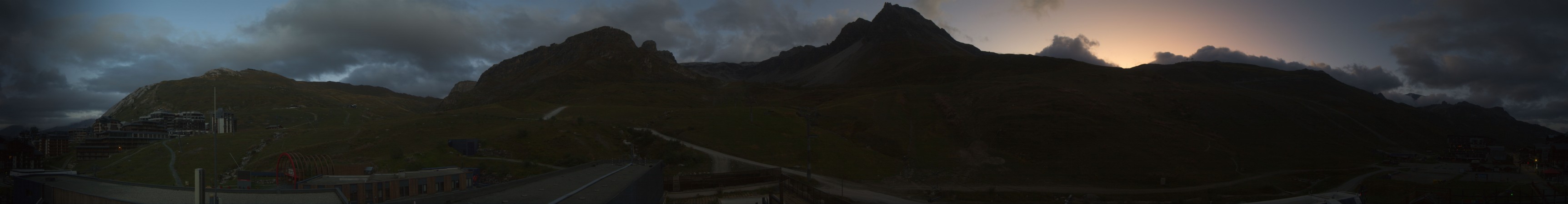 Tignes Val Claret snow cam captured at 18 September 2026 at 8:04 pm GMT+2