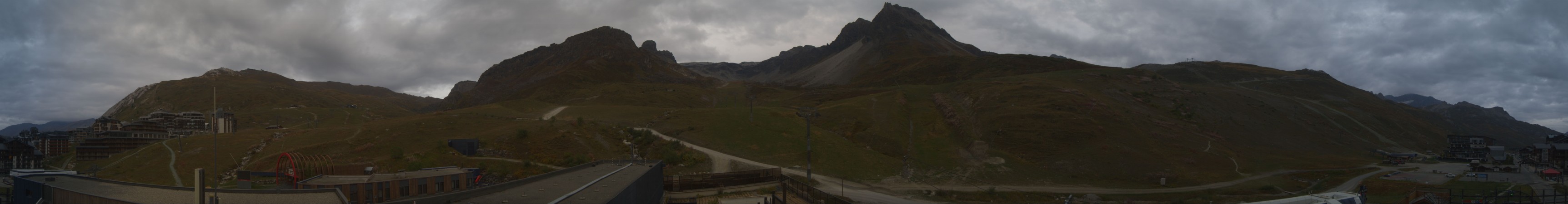 Tignes Val Claret snow cam captured at 30 September 2026 at 7:21 pm GMT+2