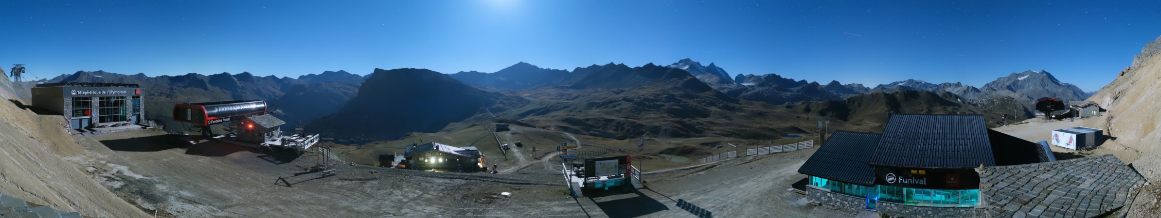 Val d'Isère Bellevarde snow cam captured at 22 September 2026 at 11:50 pm GMT+2