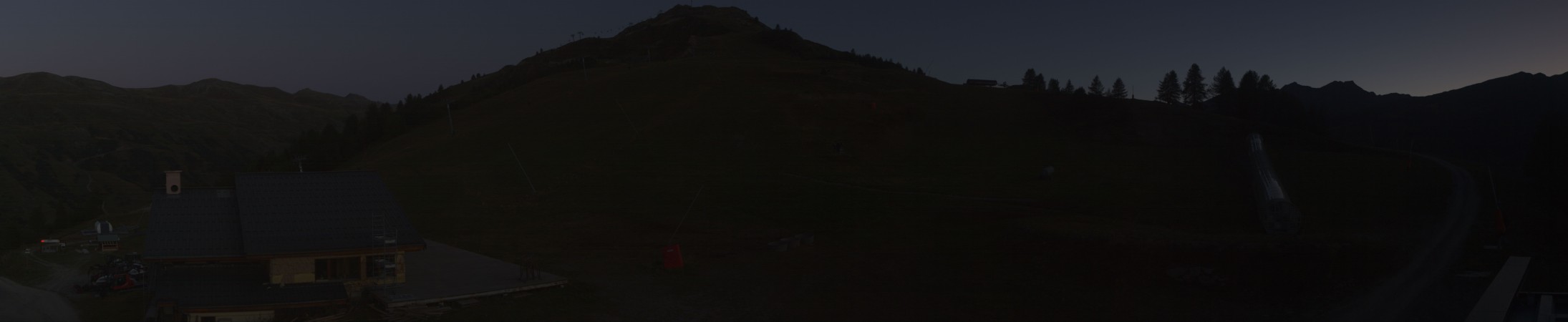 Valloire Valloire - Sétaz - Thymel - 1900m snow cam captured at 14 September 2026 at 8:22 pm GMT+2