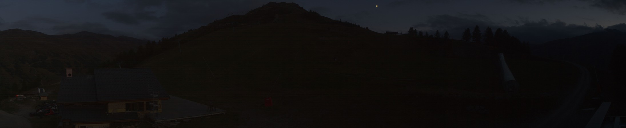 Valloire Valloire - Sétaz - Thymel - 1900m snow cam captured at 18 September 2026 at 8:05 pm GMT+2