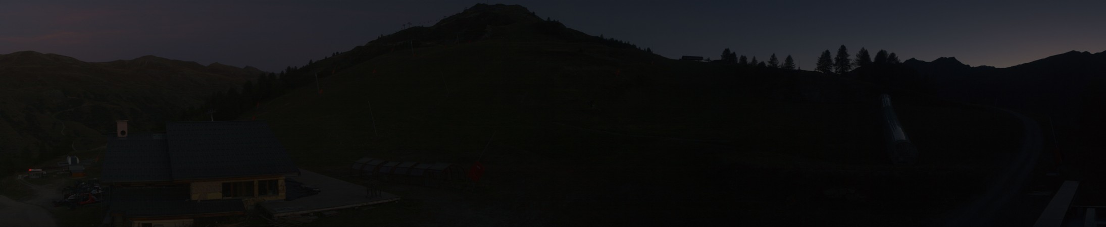 Valloire Valloire - Sétaz - Thymel - 1900m snow cam captured at 25 September 2026 at 7:57 pm GMT+2