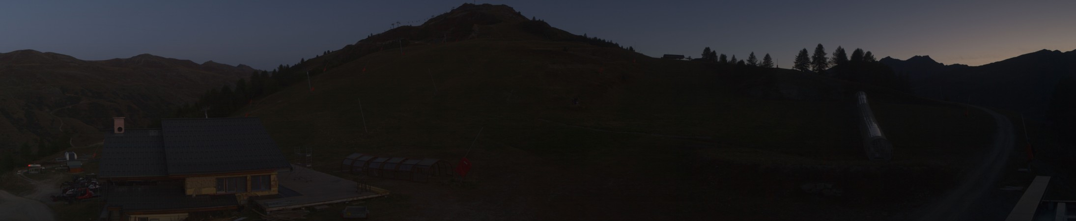 Valloire Valloire - Sétaz - Thymel - 1900m snow cam captured at 27 September 2026 at 7:47 pm GMT+2