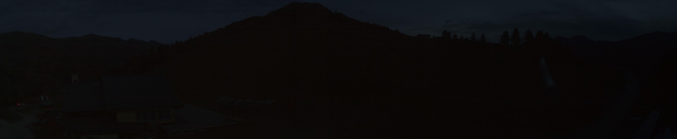 Valloire Valloire - Sétaz - Thymel - 1900m snow cam captured at 30 September 2026 at 8:00 pm GMT+2