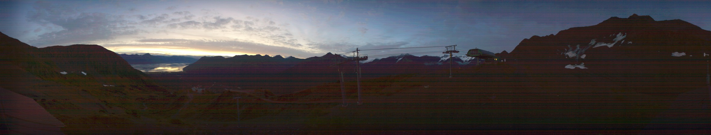 Alyeska Resort Alyeska Resort snow cam captured at 18 September 2026 at 10:46 pm GMT-6