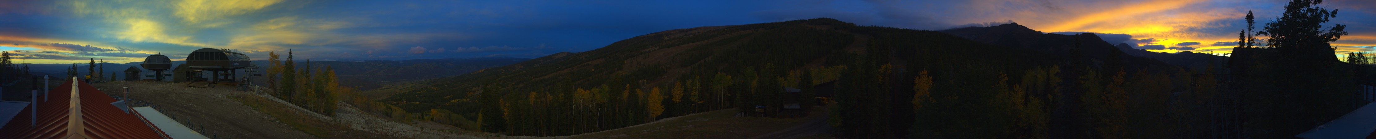 Aspen Snowmass Sams Knob snow cam captured at 30 September 2026 at 7:07 pm GMT-6