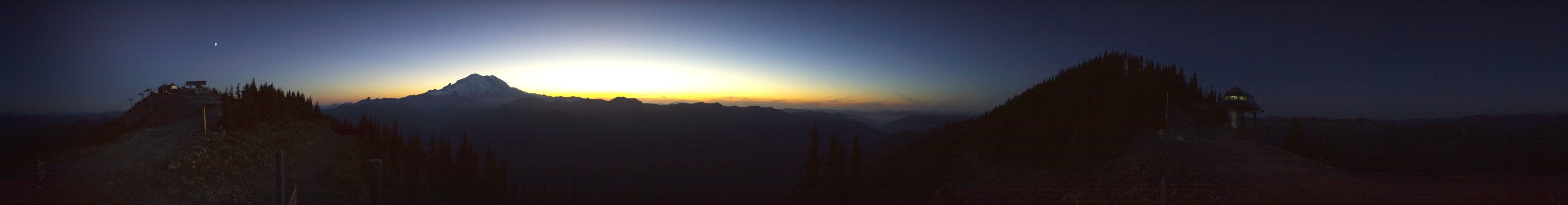 Crystal Mountain Resort Crystal Mountain Summit snow cam captured at 18 September 2026 at 8:46 pm GMT-6
