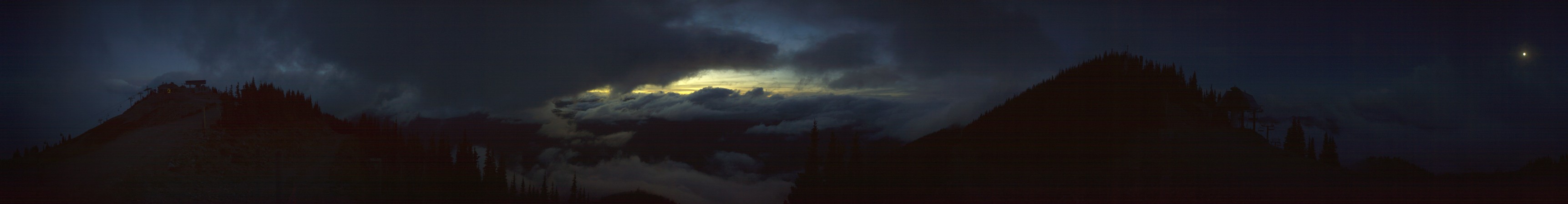 Crystal Mountain Resort Crystal Mountain Summit snow cam captured at 23 September 2026 at 8:41 pm GMT-6