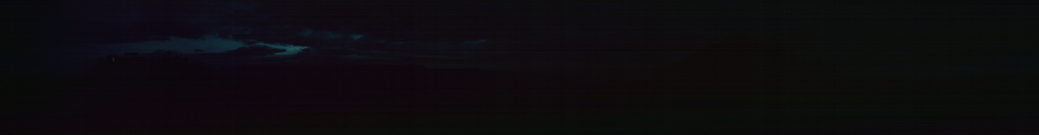 Crystal Mountain Resort Crystal Mountain Summit snow cam captured at 28 September 2026 at 8:41 pm GMT-6
