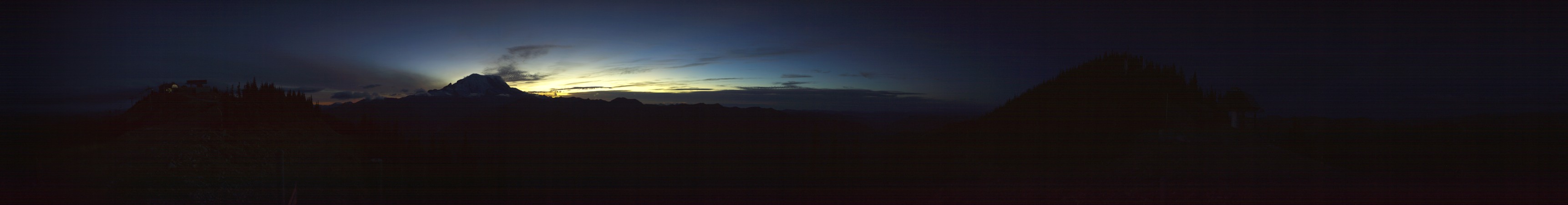 Crystal Mountain Resort Crystal Mountain Summit snow cam captured at 1 October 2026 at 8:26 pm GMT-6