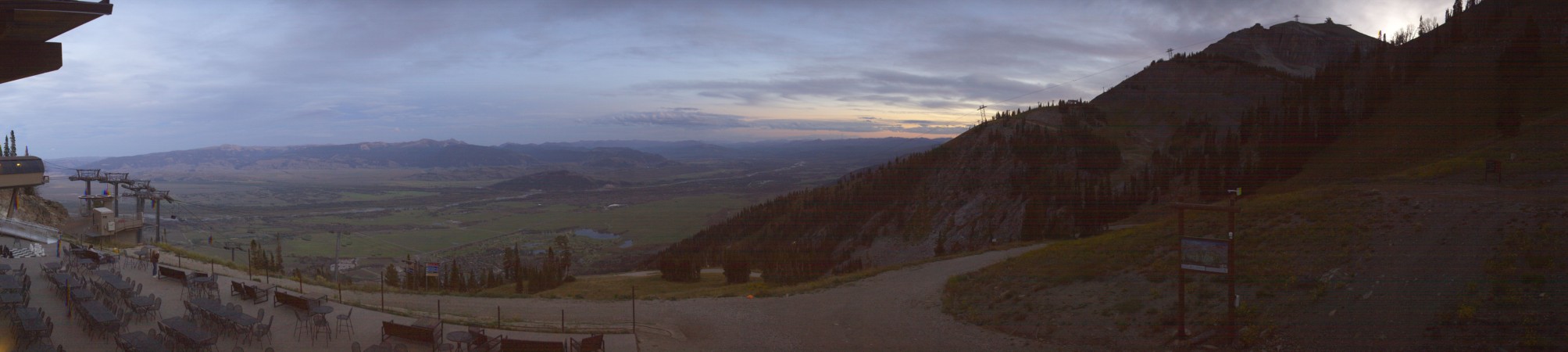 Jackson Hole Rendezvous Lodge snow cam captured at 11 September 2026 at 9:09 pm GMT-6