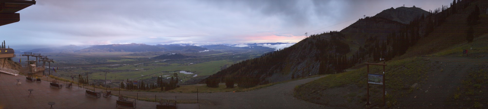 Jackson Hole Rendezvous Lodge snow cam captured at 18 September 2026 at 7:53 pm GMT-6