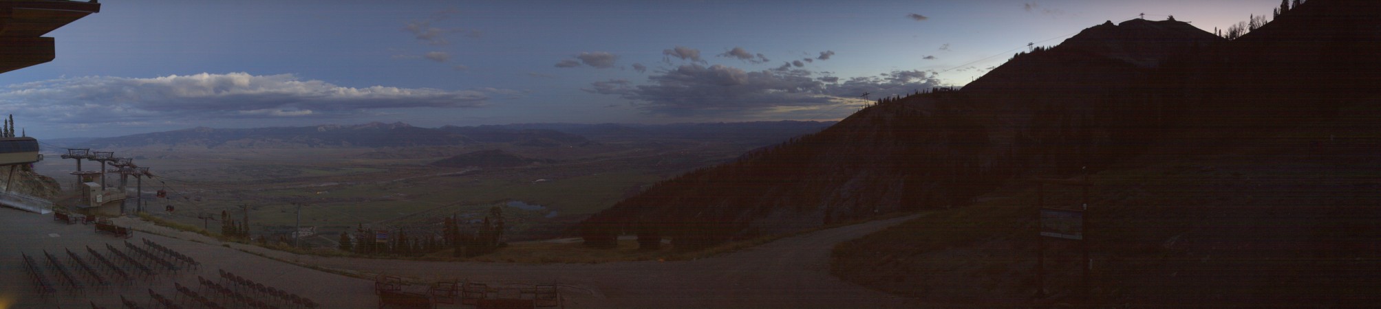 Jackson Hole Rendezvous Lodge snow cam captured at 25 September 2026 at 7:43 pm GMT-6