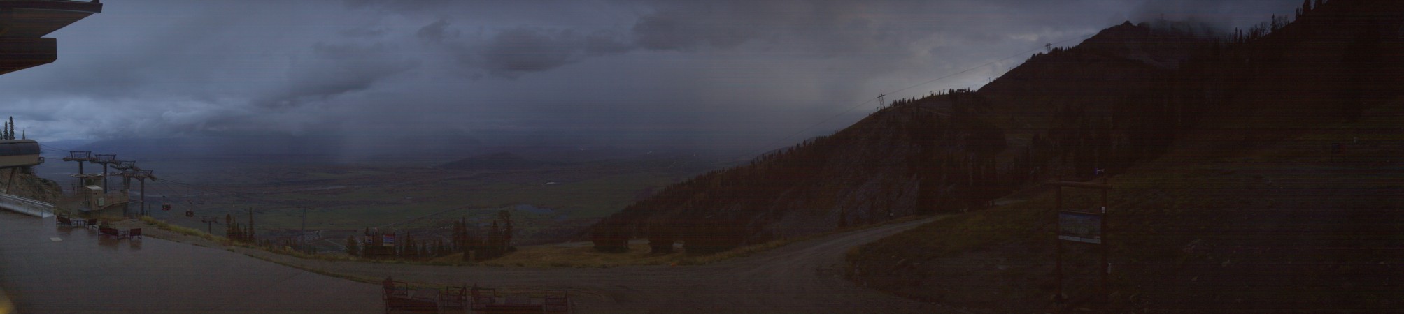 Jackson Hole Rendezvous Lodge snow cam captured at 28 September 2026 at 7:36 pm GMT-6