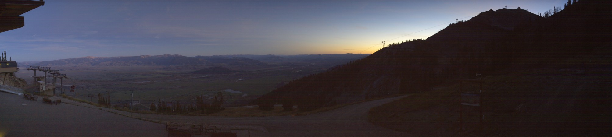 Jackson Hole Rendezvous Lodge snow cam captured at 1 October 2026 at 7:34 pm GMT-6