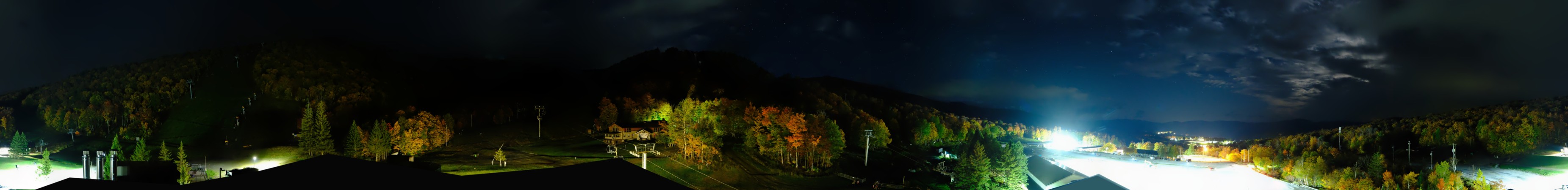 Killington K-1 Lodge (360) snow cam captured at 2 October 2026 at 11:48 pm GMT-4