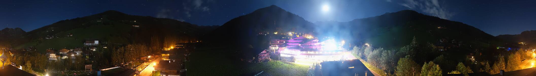 Alpbach Inneralpbach snow cam captured at 22 September 2026 at 11:50 pm GMT+2