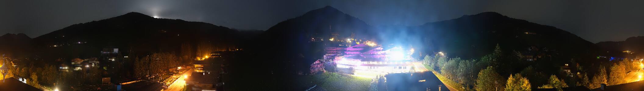 Alpbach Inneralpbach snow cam captured at 1 October 2026 at 11:35 pm GMT+2