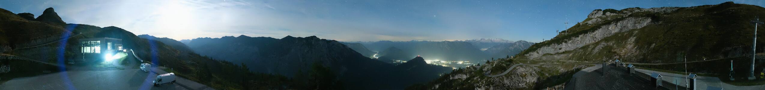 Altaussee Loser – Loseralm snow cam captured at 2 October 2026 at 11:50 pm GMT+2