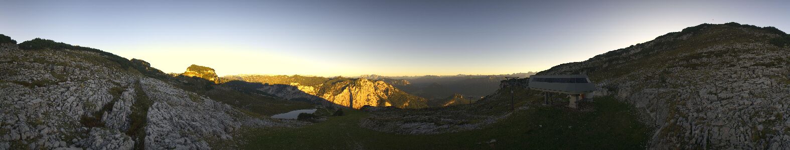 Altaussee Loser – Loserfenster snow cam captured at 15 September 2026 at 6:56 pm GMT+2