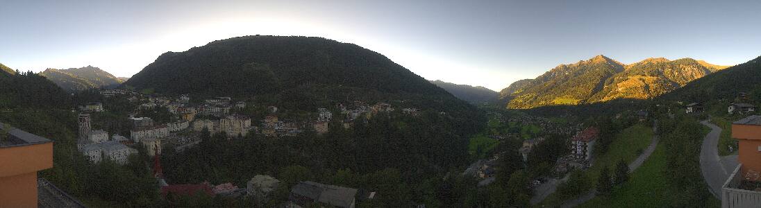 Bad Gastein Hotel Schillerhof snow cam captured at 15 September 2026 at 6:13 pm GMT+2