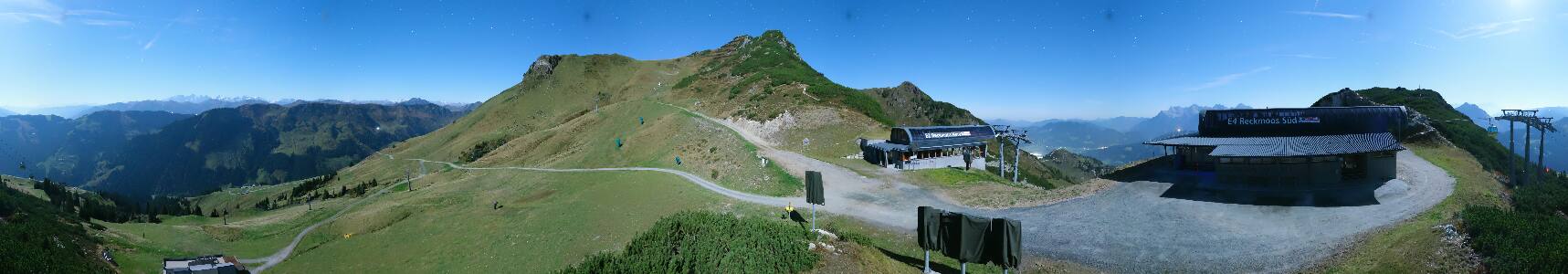 Fieberbrunn Reckmoos snow cam captured at 29 September 2026 at 11:51 pm GMT+2