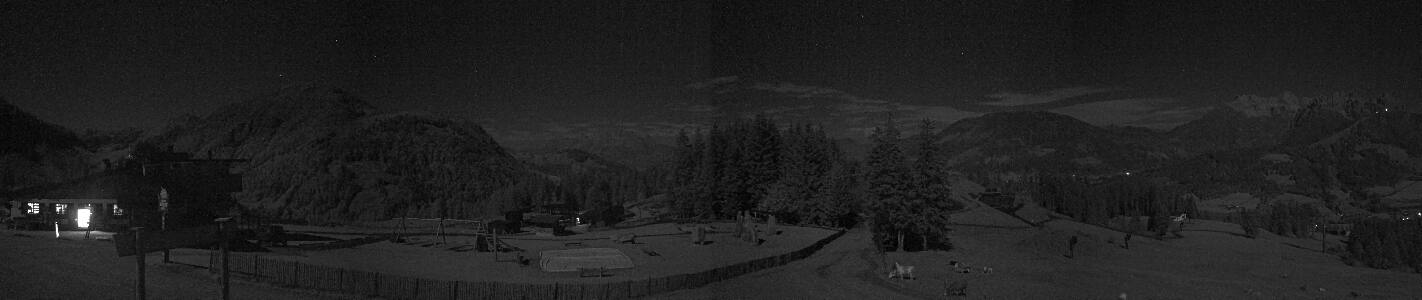 Fieberbrunn Streuböden Bergstation snow cam captured at 25 September 2026 at 11:51 pm GMT+2