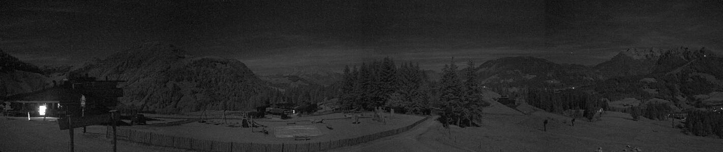 Fieberbrunn Streuböden Bergstation snow cam captured at 26 September 2026 at 11:52 pm GMT+2