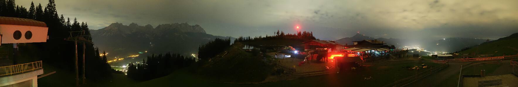 Going Astberg snow cam captured at 18 September 2026 at 11:50 pm GMT+2