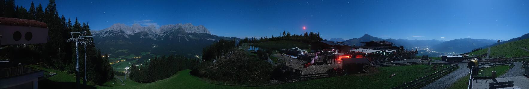 Going Astberg snow cam captured at 25 September 2026 at 11:52 pm GMT+2