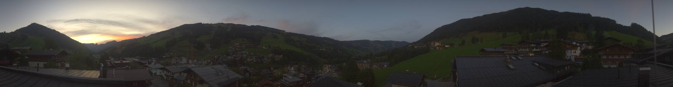 Hinterglemm Hotel Talblick snow cam captured at 19 September 2026 at 7:32 pm GMT+2