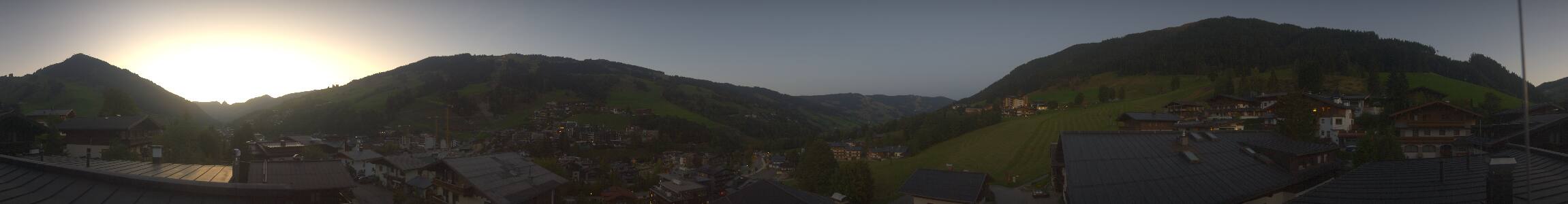 Hinterglemm Hotel Talblick snow cam captured at 29 September 2026 at 7:32 pm GMT+2