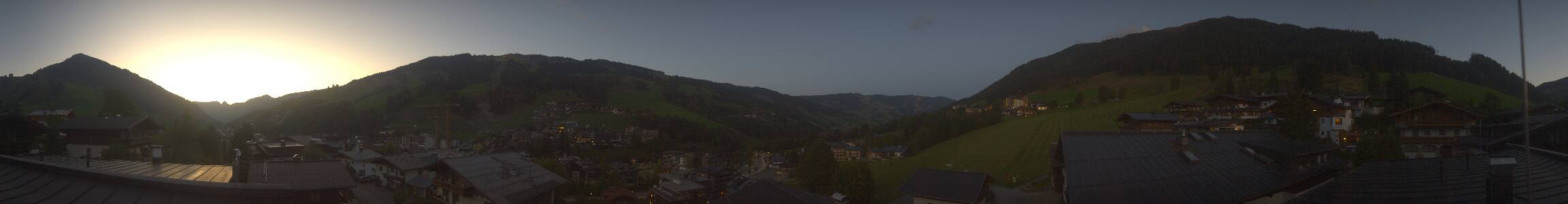 Hinterglemm Hotel Talblick snow cam captured at 30 September 2026 at 7:11 pm GMT+2