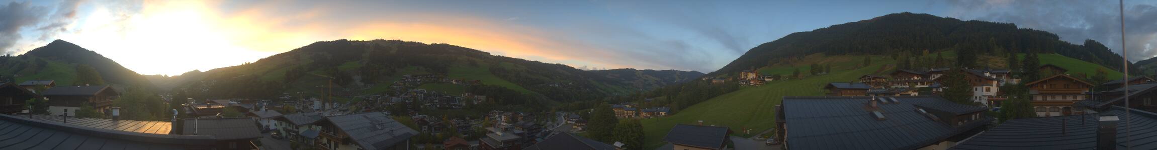 Hinterglemm Hotel Talblick snow cam captured at 5 October 2026 at 6:47 pm GMT+2