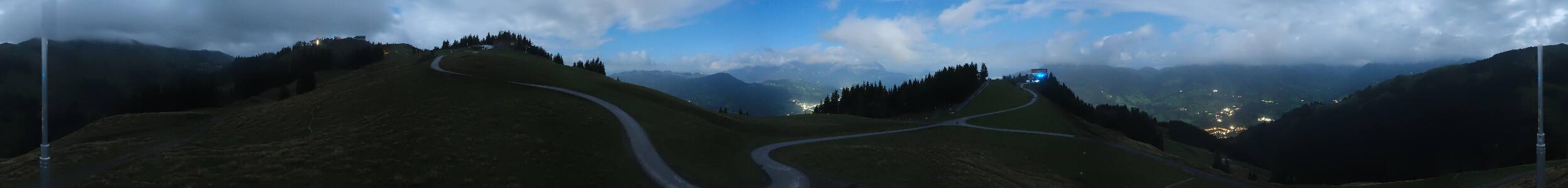 Kitzbühel Hahnenkamm snow cam captured at 24 September 2026 at 11:51 pm GMT+2
